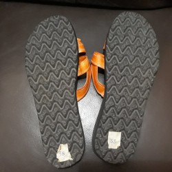 Sandale en cuir, couleur OR